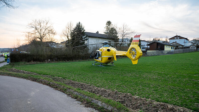 Unfall auf B139: Motorradlenker muss per Hubschrauber ins Krankenhaus gebracht werden