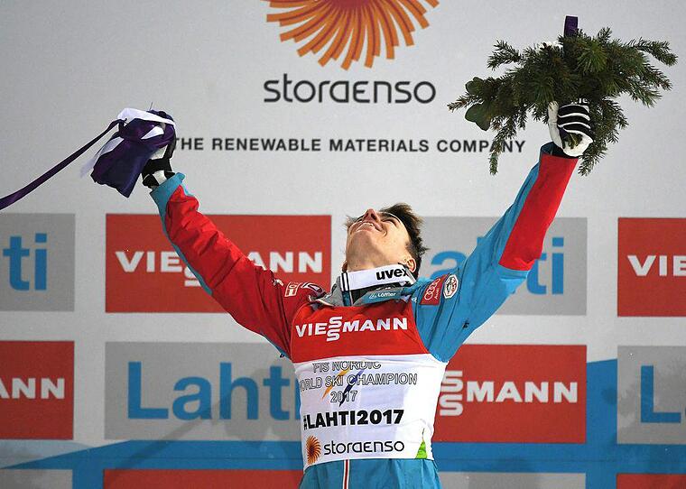Stefan Kraft ist Doppel-Weltmeister im Skispringen