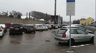 Dauerparker am Bahnhof Vöcklabruck sollen bald Geschichte sein