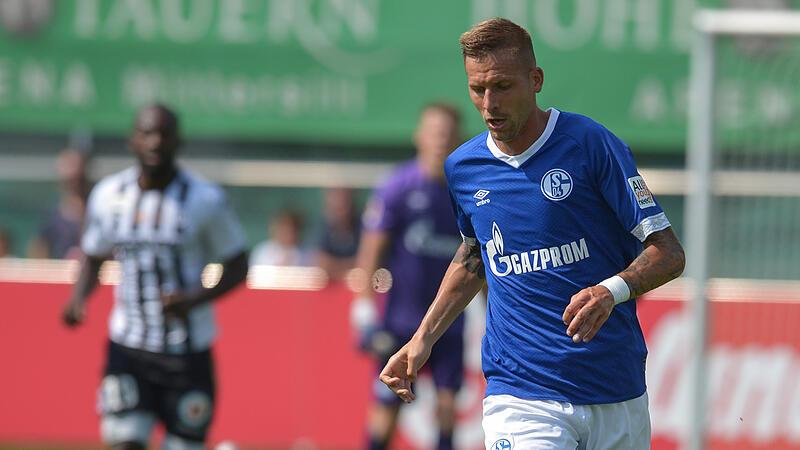 Schalke kickt den DFB-Pokal an