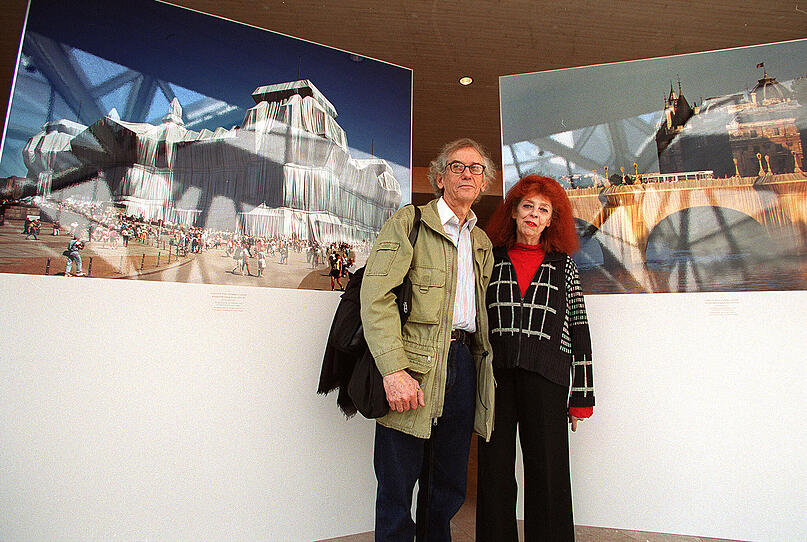 Der gebürtige Bulgare Christo Wladimirow Jawaschew mit seiner Ehefrau Jeanne-Claude 2002
