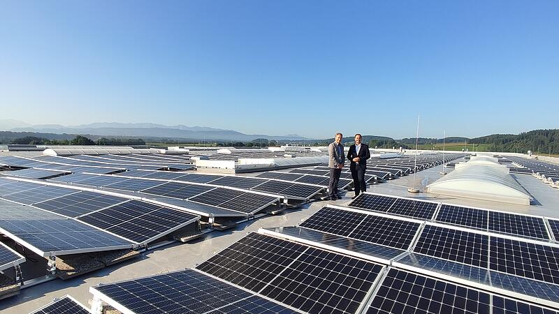 Die bisher größte Photovoltaik-Anlage im Bezirk ging in Redlham in Betrieb