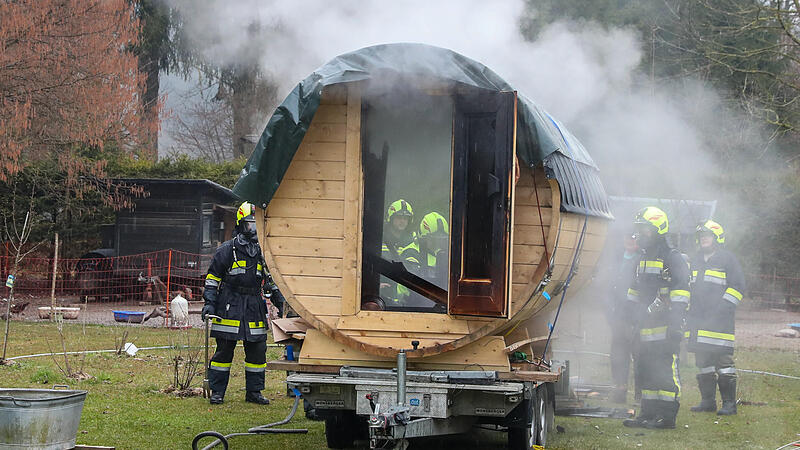 "Sauna-Holzfass" begann zu brennen