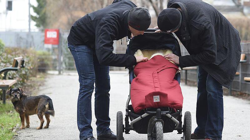 Ab dem Neujahrstag hat Österreich ein "absolut liberales Adoptionsrecht"