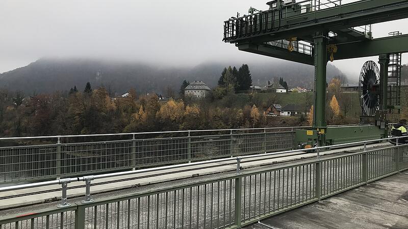 1,2 Millionen Euro für Reparatur Wehrbrücke für Autos gesperrt