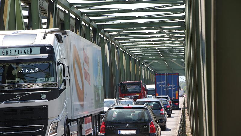 Donaubrücke Mauthausen: Grüne sind sich bei ihrer Kritik nicht einig
