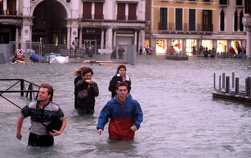 "Acqua alta!": Venedig unter Wasser