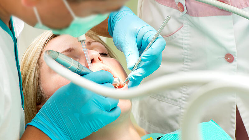 Österreicher geben eine Milliarde für Zahnmedizin aus