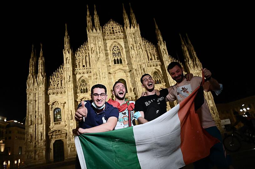 So schön jubelten Italiens Fans über den Finaleinzug