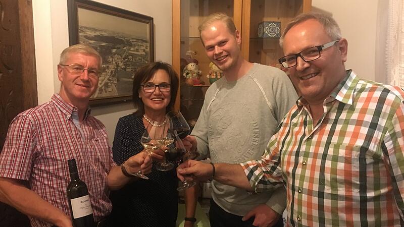 Gemeinsam stark: 3 Parteien veranstalten ein Weinfest