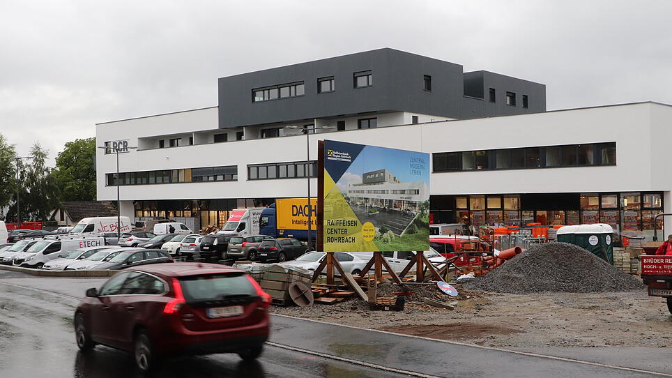 Nach eineinhalb Jahren Bauzeit öffnet das Raiffeisen-Center in Rohrbach