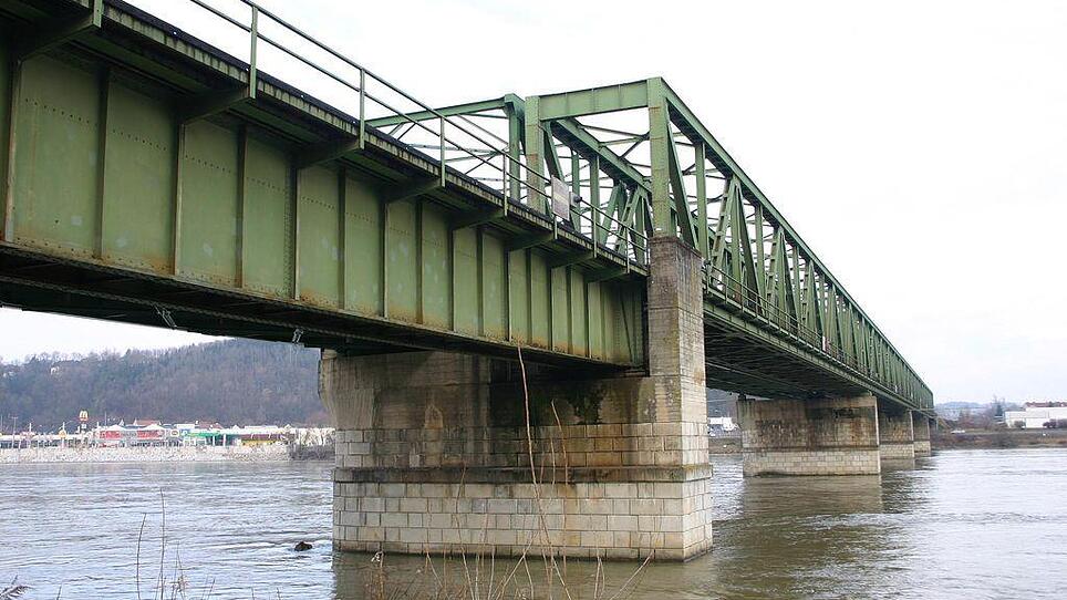 Scharmützel um neue Mauthausener Donaubrücke