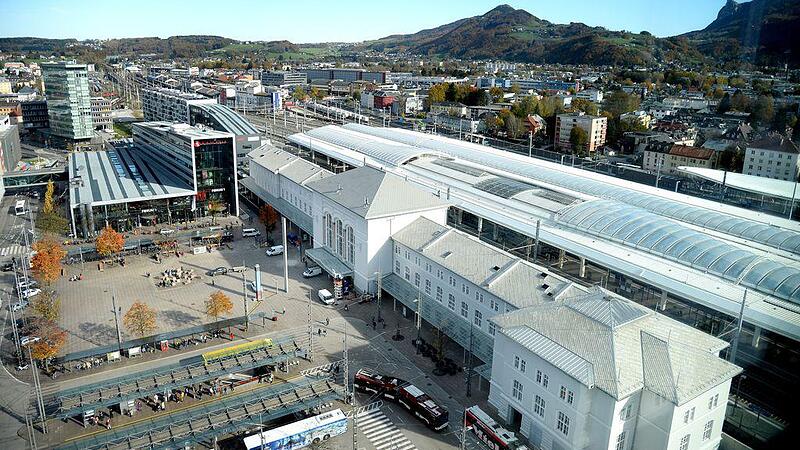 Hauptbahnhof in Salzburg eröffnet