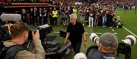 Mourinho lässt AS Rom zappeln