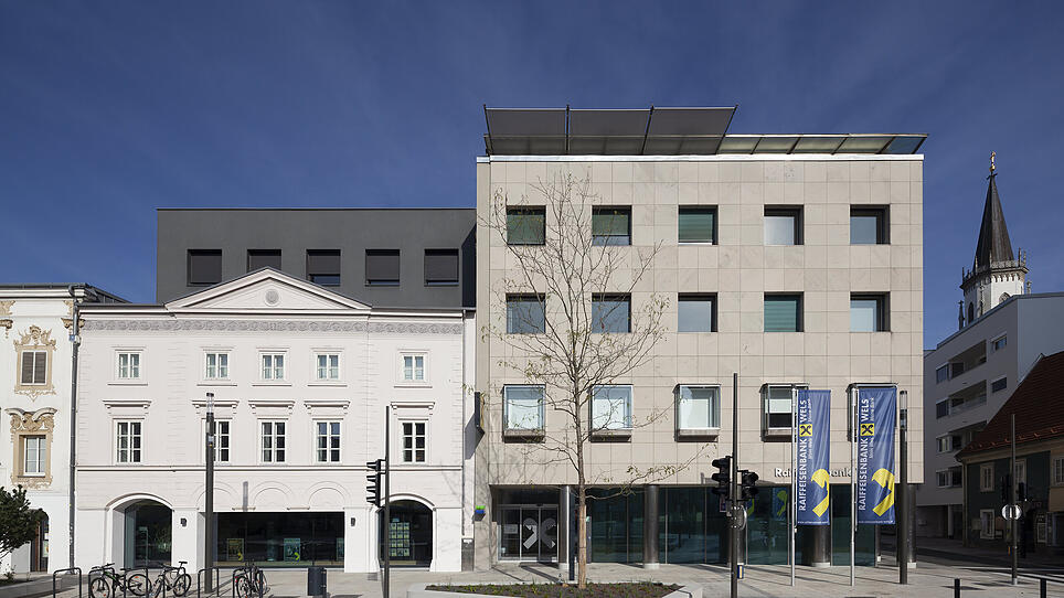 Raiffeisenbank Wels: Mehr Gewinn, 30 neue Wohnungen und Solarstrom