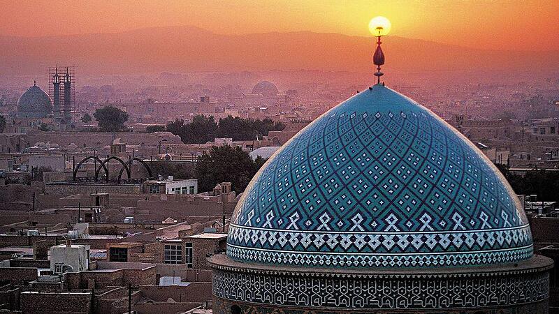 Mai Persische Schönheiten