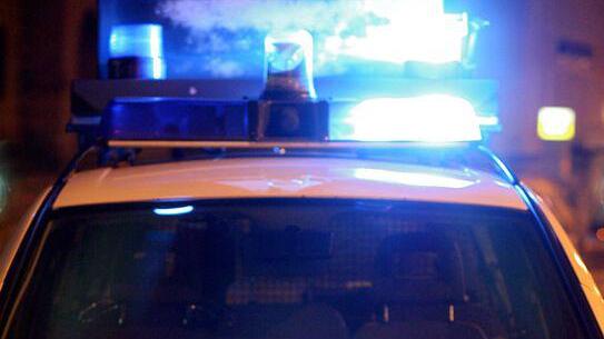 polizei polizeiauto einsatz blaulicht