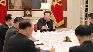 Kim kritisiert Behörden und ignoriert Hilfsangebote