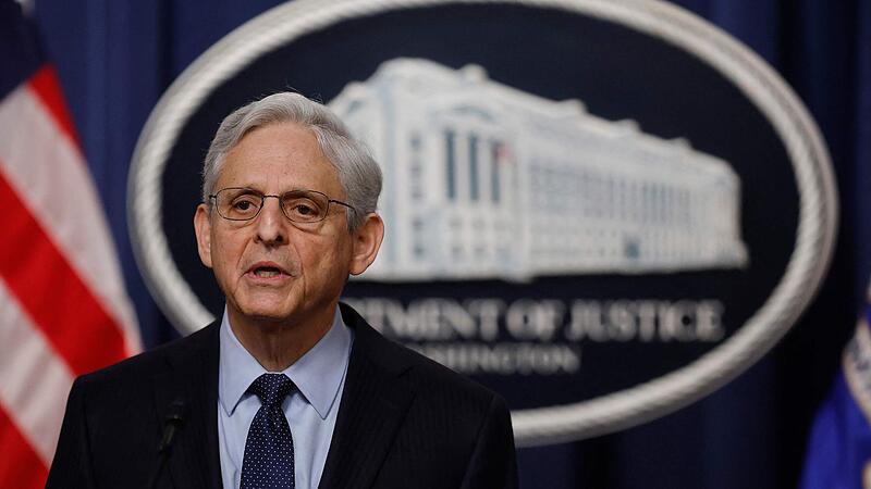 US-ATTORNEY-GENERAL-MERRICK-GARLAND-NAMES-SPECIAL-COUNSEL-TO-LOO
