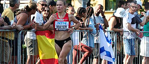 Ex-Fußballerin Mayer gibt sich in Wien zum zweiten Mal den Marathon-Kick