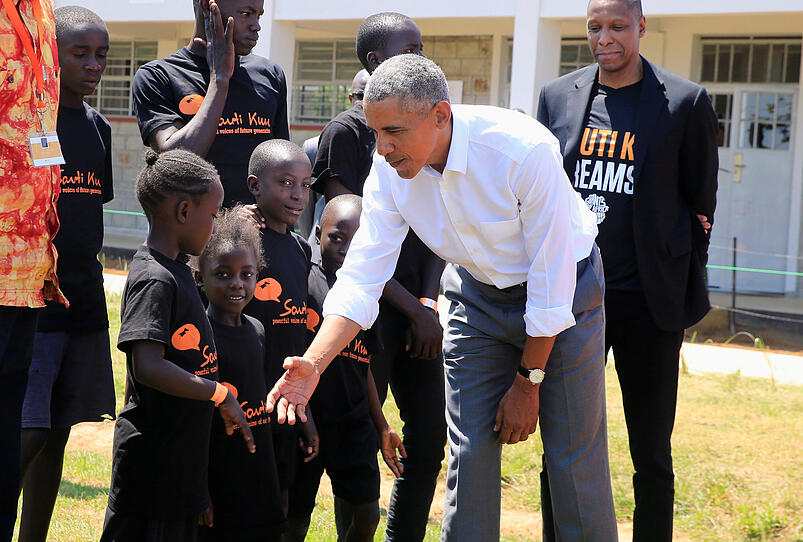 Obama eröffnet in Kenia ein Jugendzentrum