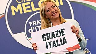 TOPSHOT-ITALY-POLITICS-VOTE
