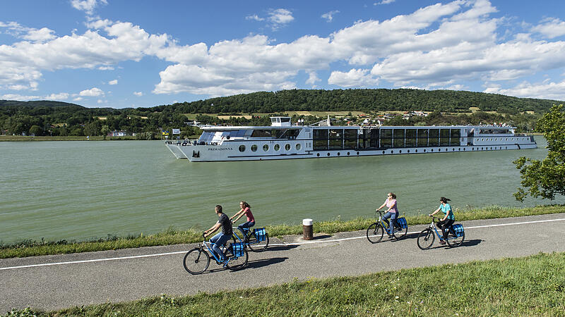 Schifffahrt nimmt zögerlich Fahrt auf: Donau Touristik will mit Juli starten