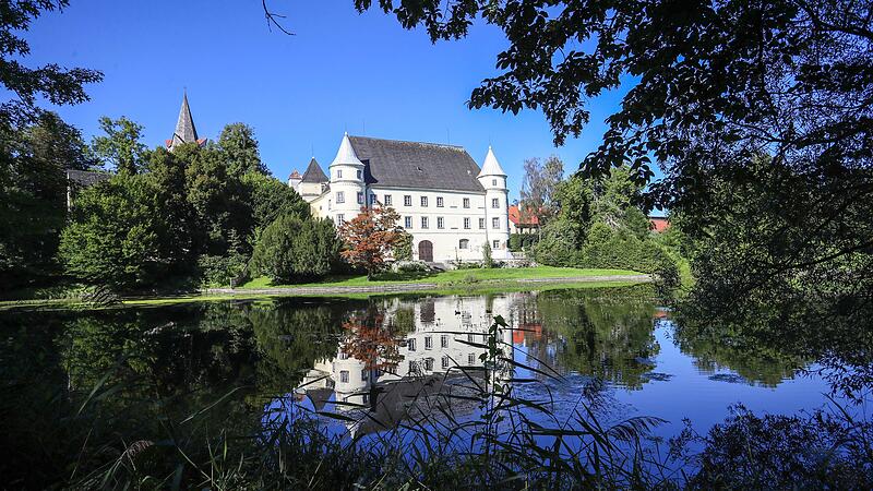 Schloss Hagenau an Verein der Siebenten-Tags-Adventisten verpachtet