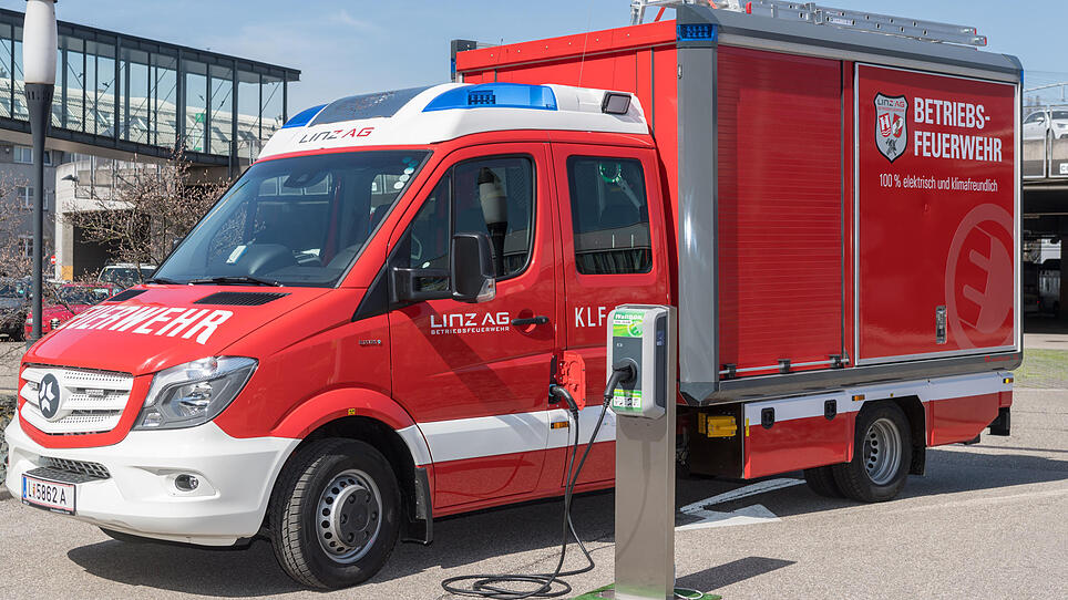 Europas erstes Elektro-Feuerwehrauto in Linz