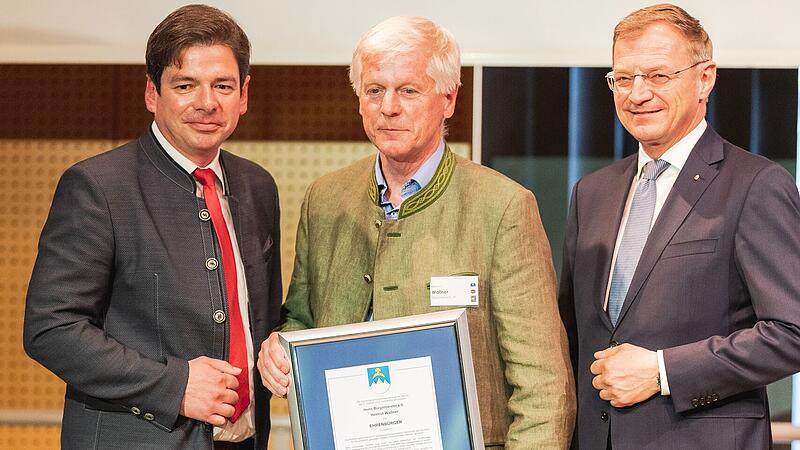 Ehrenbürgerschaft für Ex-Ortschef Helmut Wallner