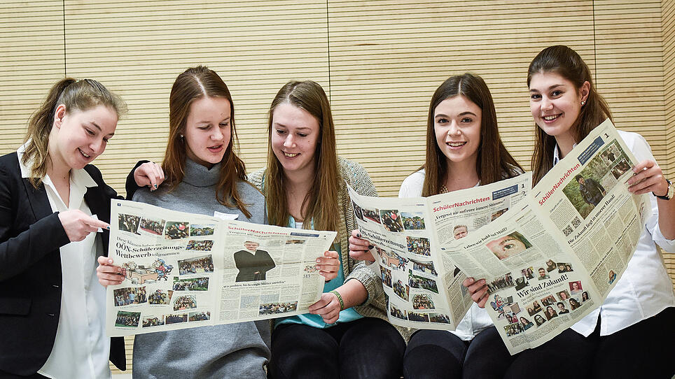 Siegerehrung OÖN Projekt Wir sind Zeitung, Schülerzeitung