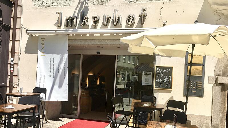 Linzer Altstadt: Bank-Manager eröffnet Weinbar