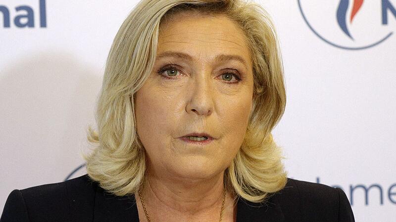 Parteitag: Le Pen unter Druck