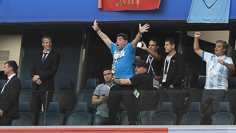 Die irre Tribünen-Show des Diego Maradona