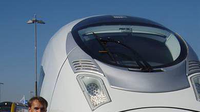 SKF bietet Systemlösungen für den Hochgeschwindigkeits-Schienenverkehr