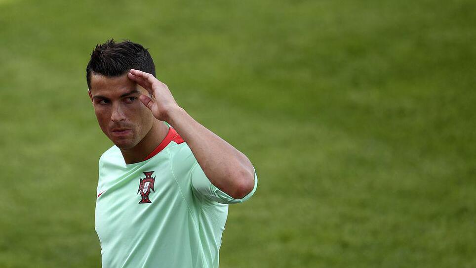 Die Teamchefs stehen im Schatten von Ronaldo, dem reichsten Welt-Sportler