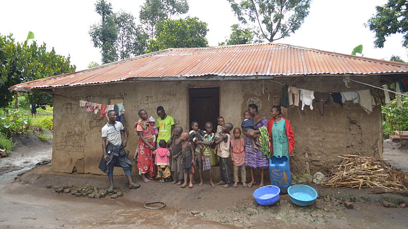 Hilfe für Uganda: Fördern und fordern