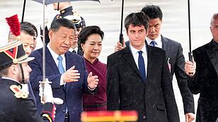 Auf heikler Mission: Xi Jinping besucht Europa