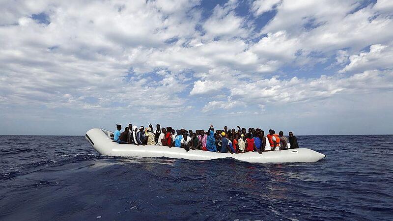 Neuer Streit mit Großbritannien: Flüchtlingsquoten spalten EU-Länder