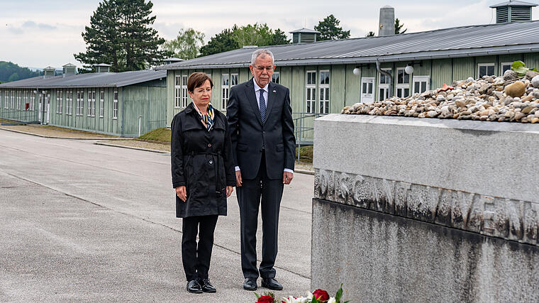 Van der Bellen gedachte im KZ-Mauthausen der Opfer