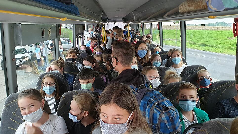 Verkehrsverbund will nach Lockdown überfüllte Schulbusse vermeiden