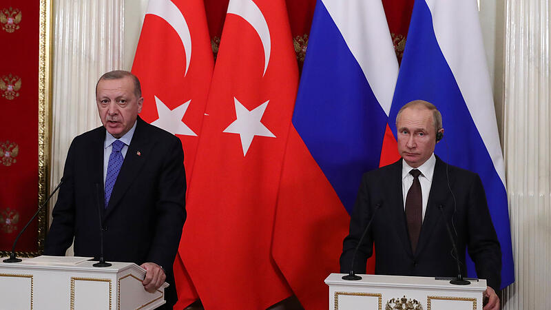 Russian President Putin meets with Turkish President Erdogan in Moscow