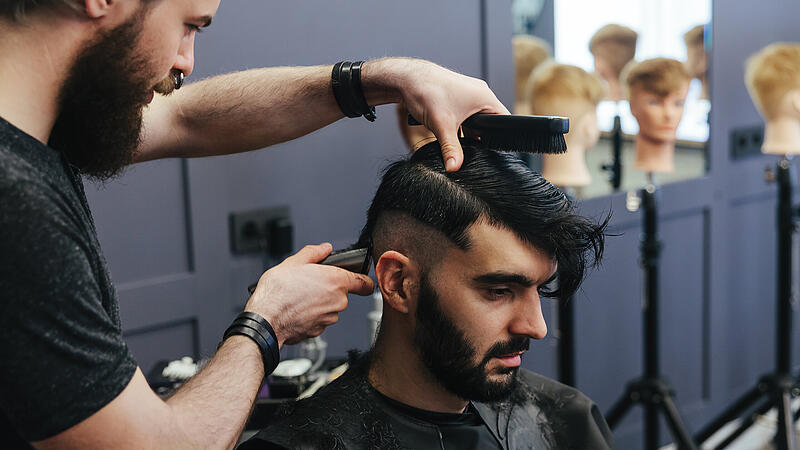 Etablierte Friseure wehren sich gegen billige Barber-Shops