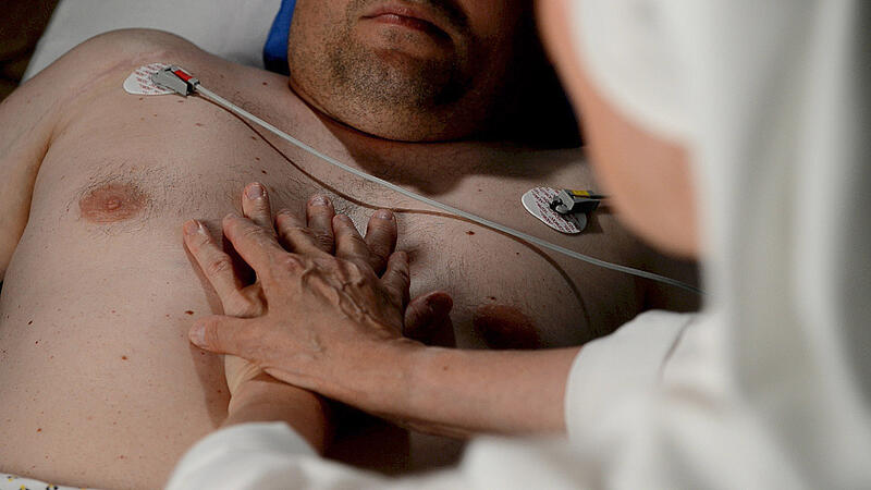 Herzmassage: Weltrekordversuchheute in Wels
