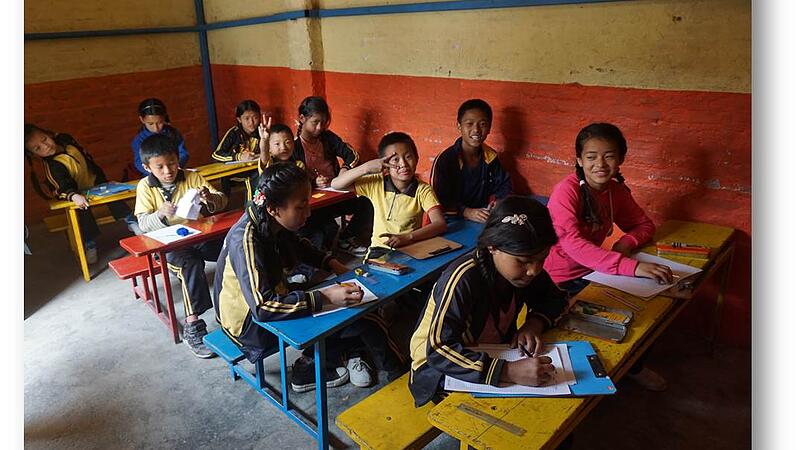 Von der Fabrik zur Schule: Bildung für Schüler in Nepal