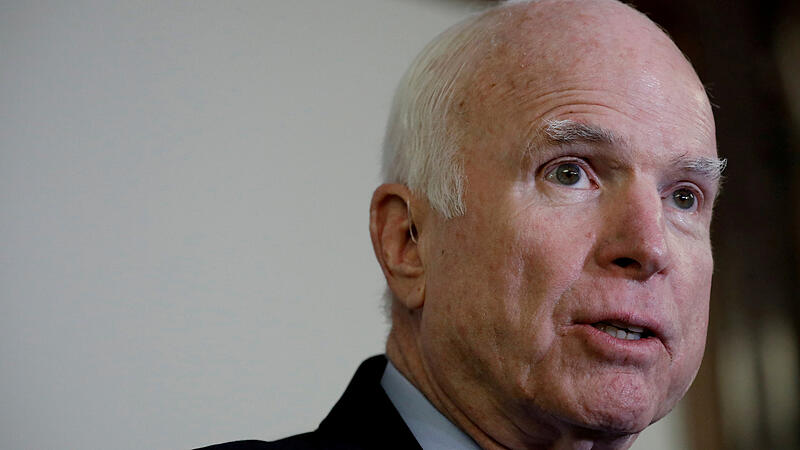 US-Senator John McCain stellte Chemotherapie ein