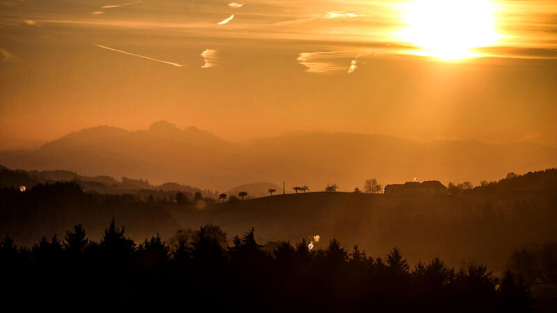 foto: VOLKER WEIHBOLD landschaft mühlviertel morgensonne november bei st. thomas am blasenstein