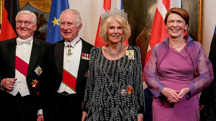 21 Salutschüsse: König Charles auf Staatsbesuch in Deutschland