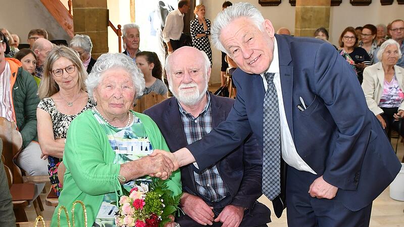 Krenglbacherin feierte ihren 100. Geburtstag