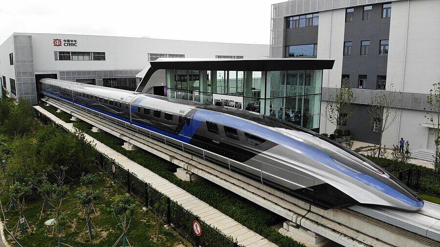 600 km/h: China stellt schnellsten Zug der Welt fertig